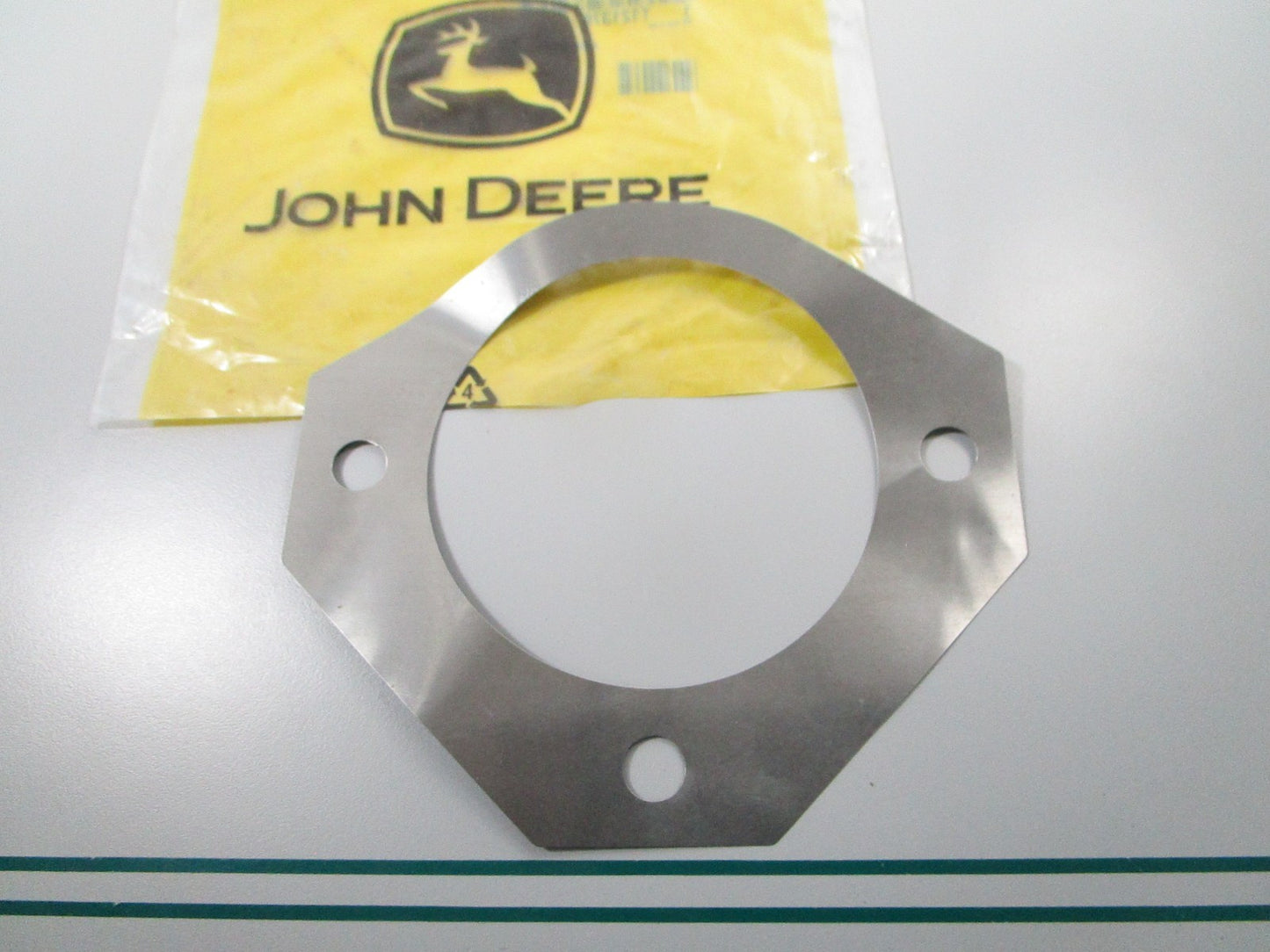 NEW OEM T121376 John Deere Shim 0810