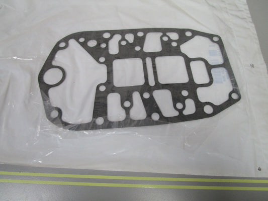 *NEW OEM* 0810 OMC Johnson Evinrude Housing Gasket Adapter 351019 0351019