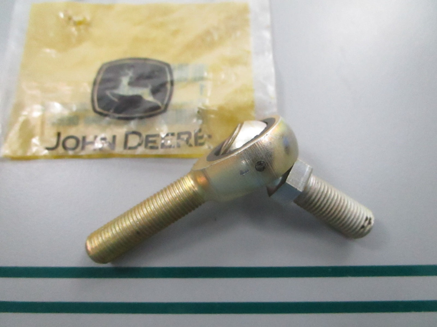 NEW OEM AT56822 John Deere Ball Joint 0810