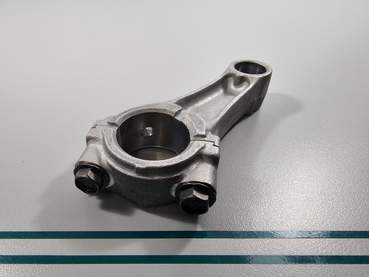 NEW OEM 398578 Briggs & Stratton Connecting Rod 0810