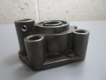 *NEW OEM* 0820 OMC Johnson Evinrude Water Pump Housing 5033107 05033107