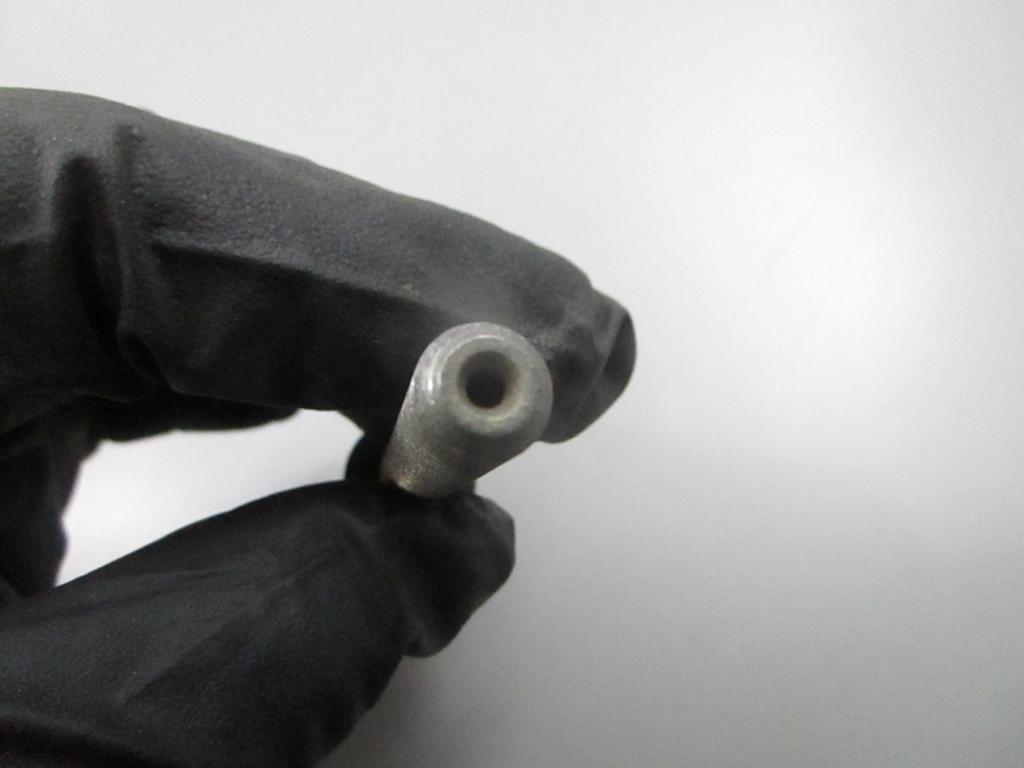 *NEW OEM* 0810 Mercury Quicksilver Screw 10-13450