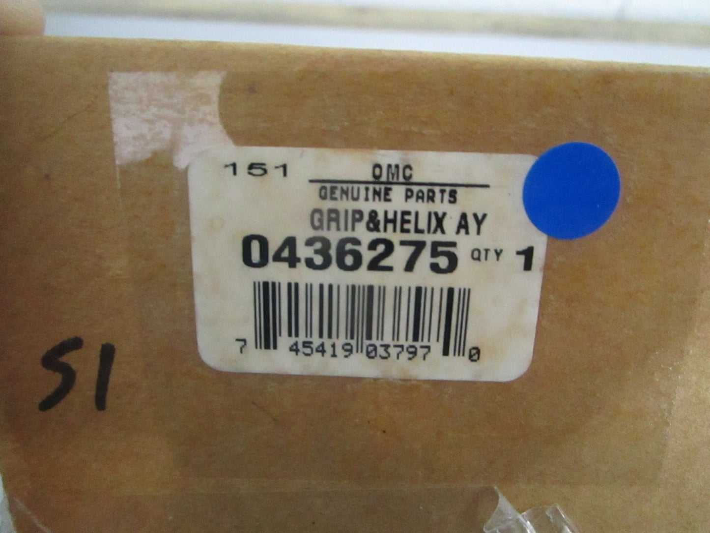 *NEW OEM* 0820 OMC Johnson Evinrude Grip & Helix Assy 436275 0436275