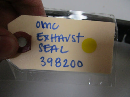 *NEW OEM* 0810 OMC Johnson Evinrude Exhaust Seal 398200 0398200
