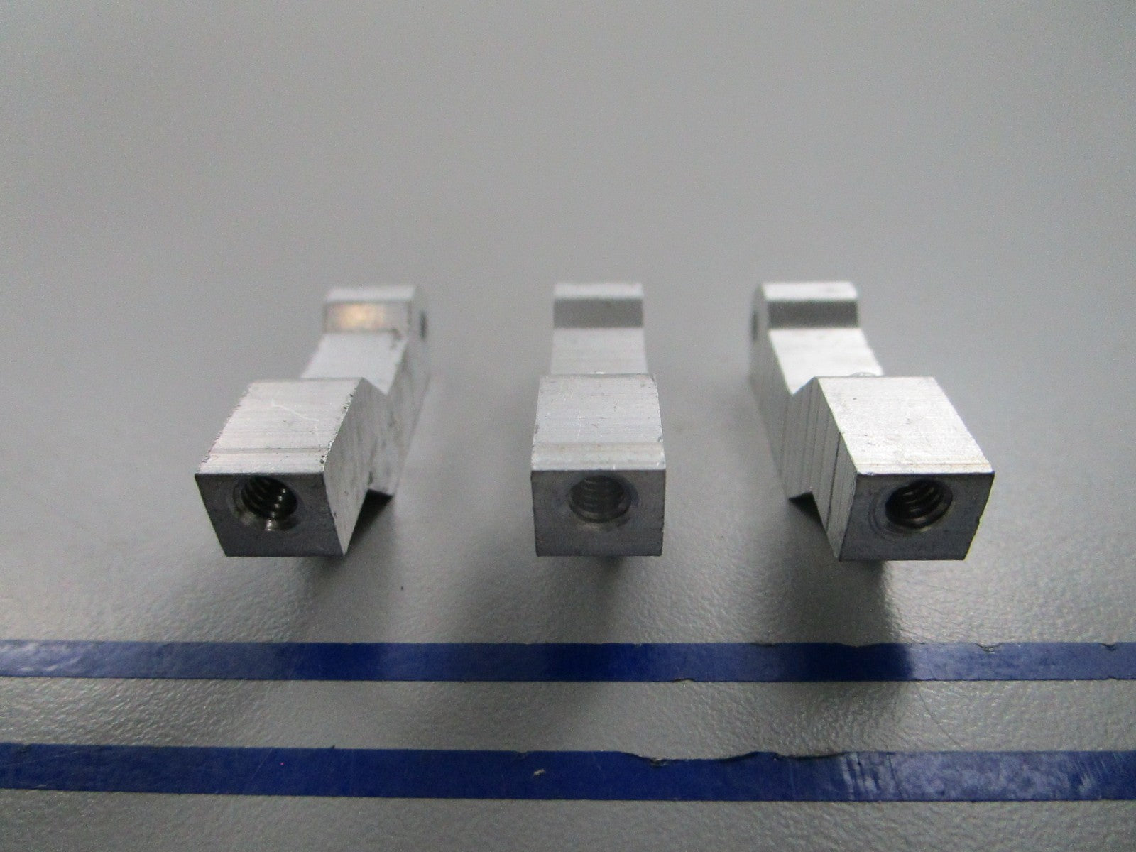 NEW OEM (LOT OF 3) 391-5085 Mercury Quicksilver Clamp 0810