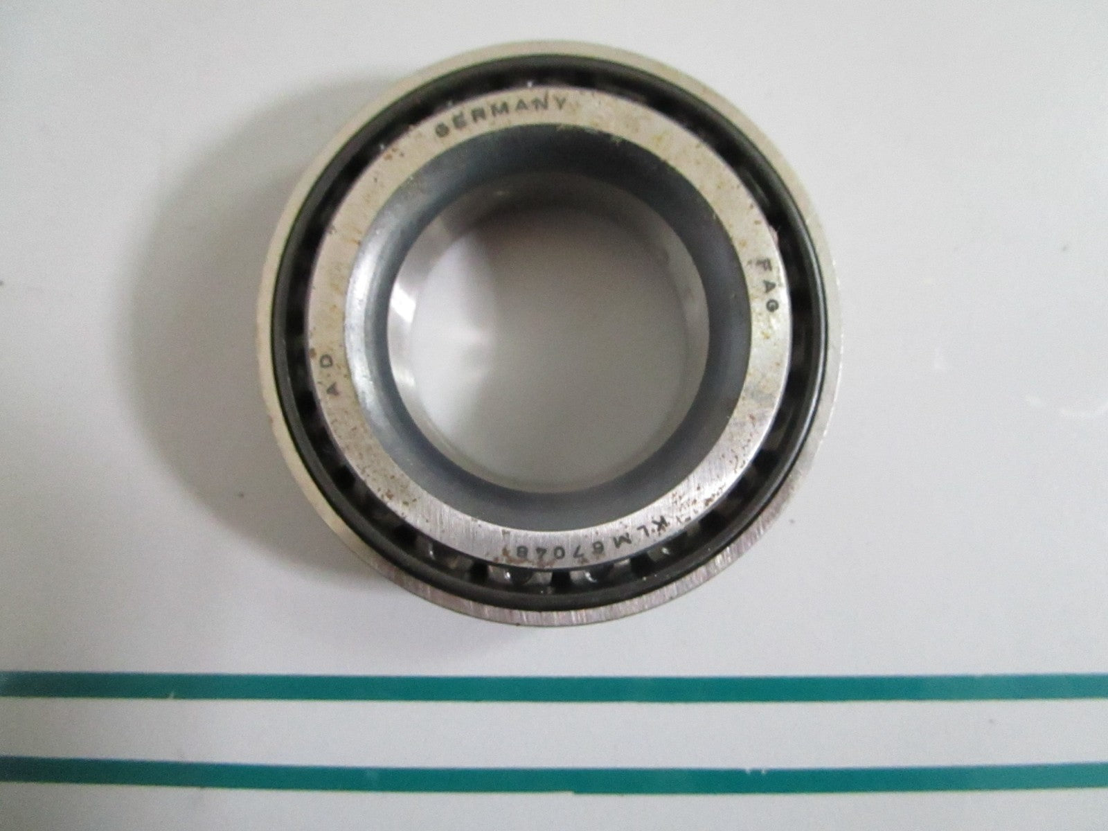 NEW OEM KLM67048 KLM67010 FAG Bearing 0820