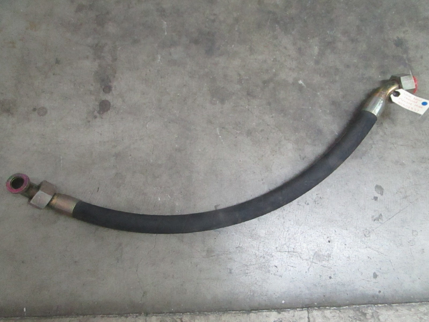 *NEW OEM* 0820 Case New Holland Flexible Hose 85802837