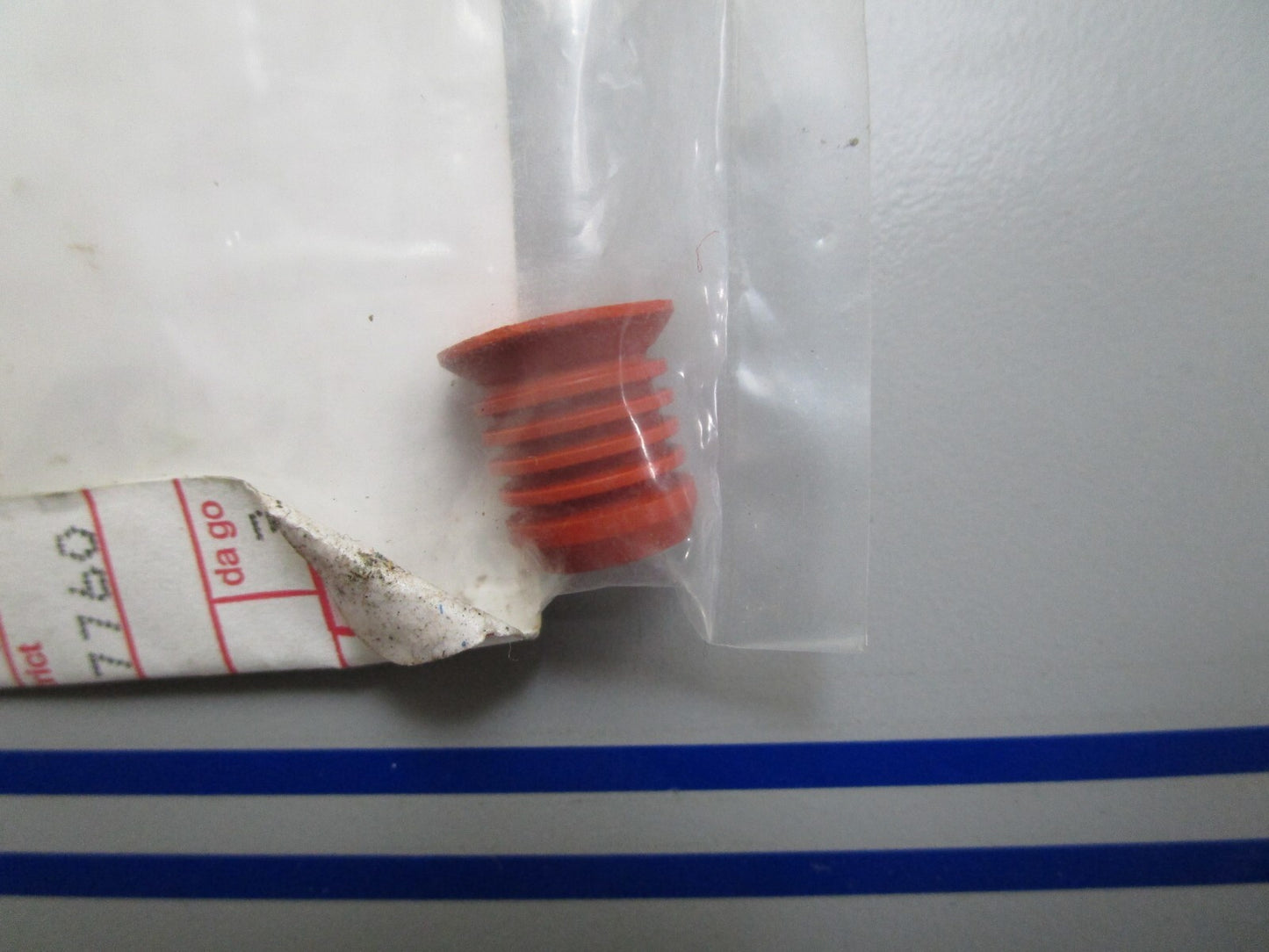 *NEW OEM* 0720 Volvo Penta Seal 3858988