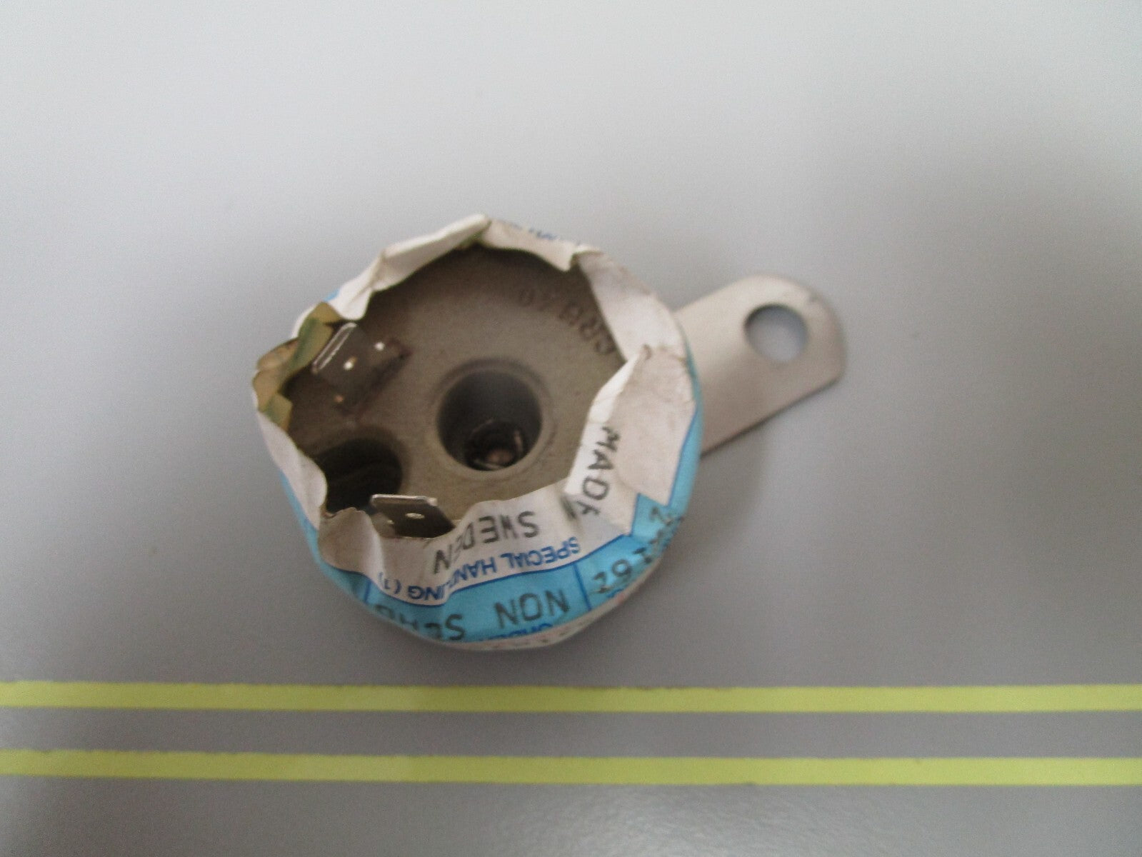 *NEW OEM* 0810 Volvo Penta Resistance 831875