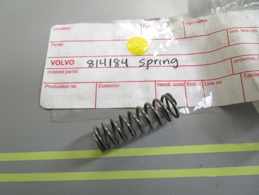 *NEW OEM* 0810 Volvo Penta Spring 814184