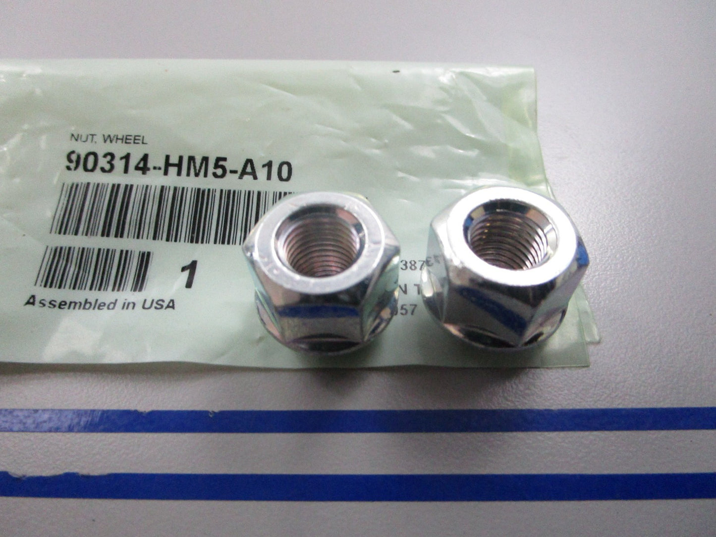*NEW OEM* (LOT OF 2) 0810 Honda Wheel Nut 90314-HM5-A10