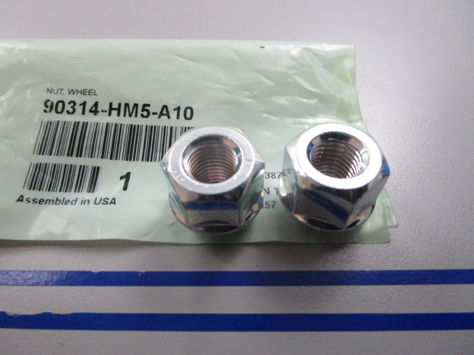*NEW OEM* (LOT OF 2) 0810 Honda Wheel Nut 90314-HM5-A10