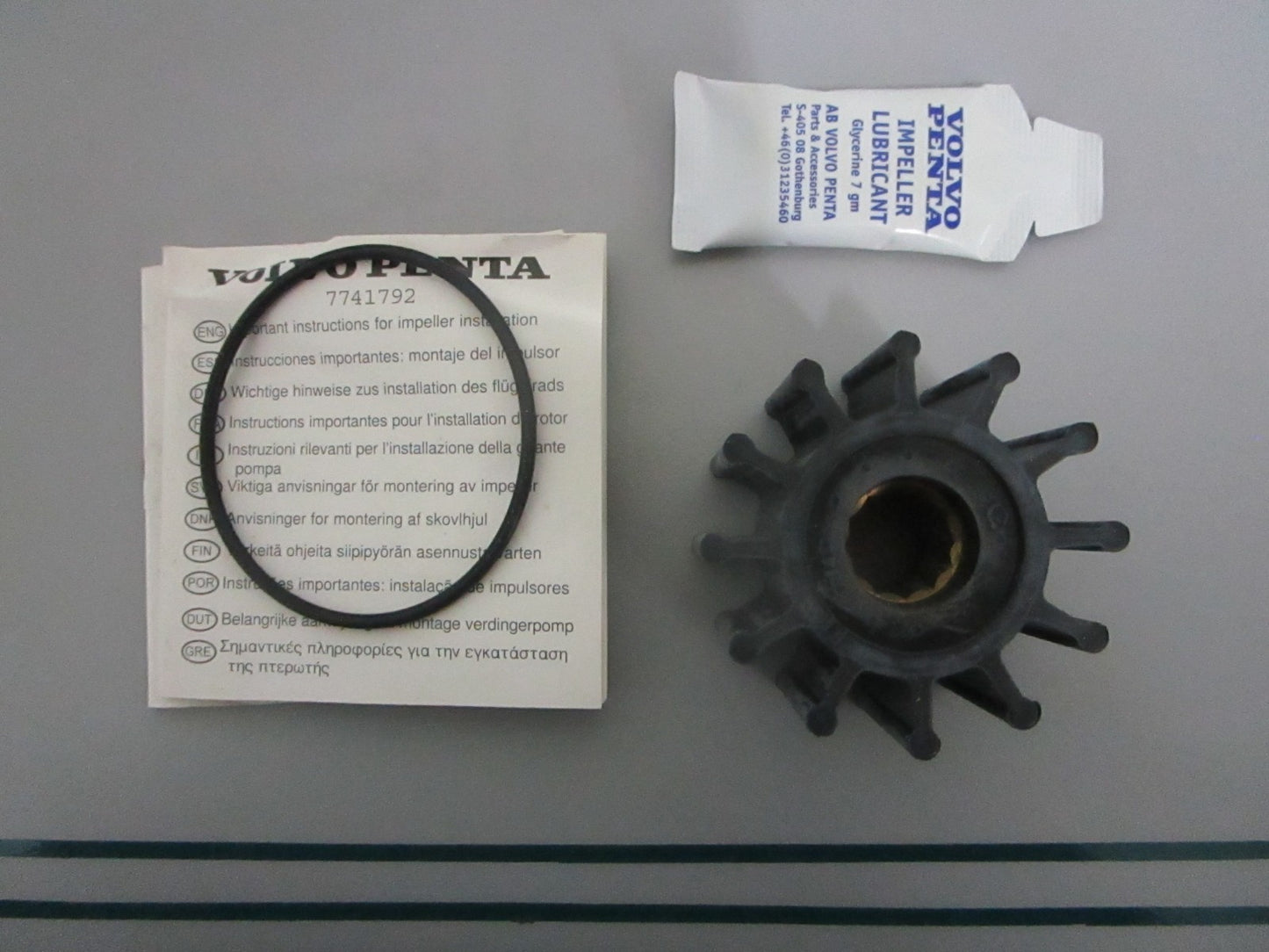 NEW OEM 21951348 Volvo Penta Impeller Kit 0820