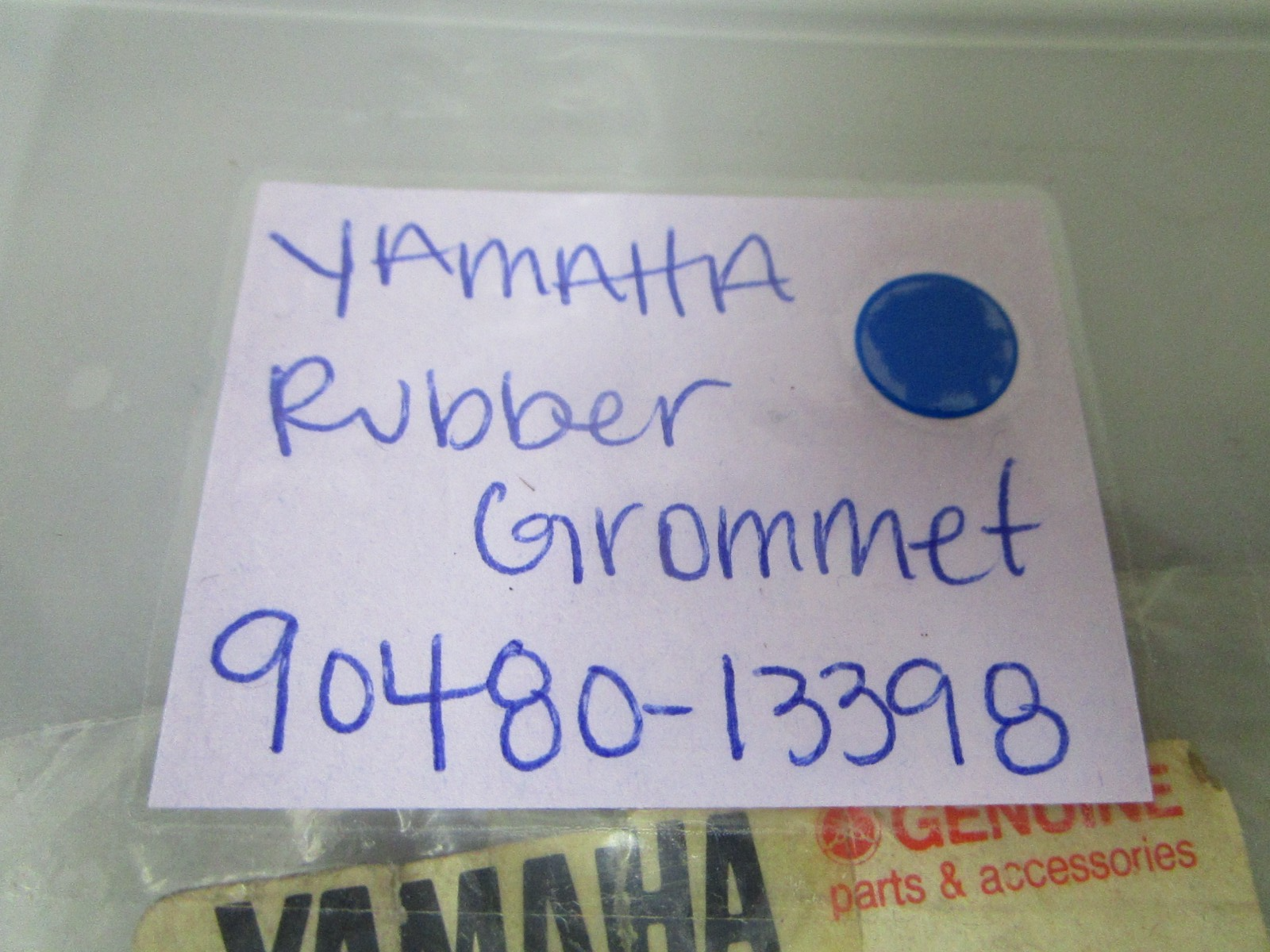 NEW OEM 90480-13398 Yamaha Rubber Grommet 0720