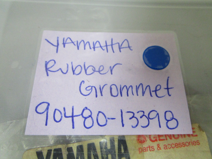 NEW OEM 90480-13398 Yamaha Rubber Grommet 0720