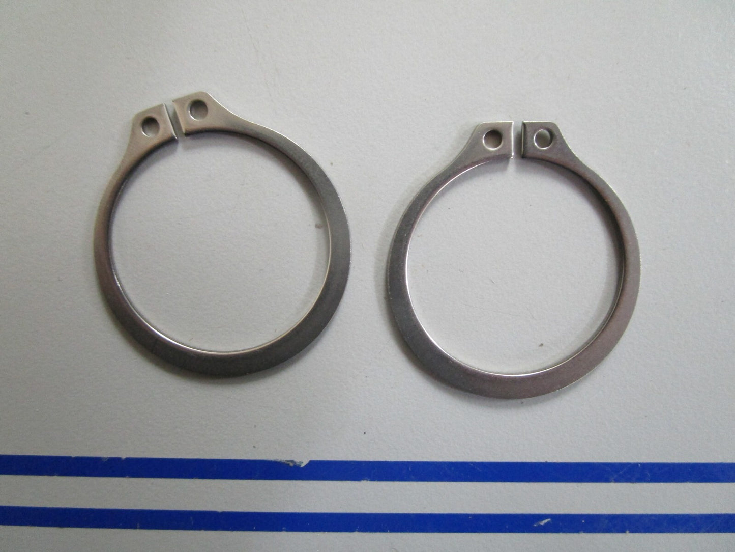 *NEW OEM* (LOT OF 2) 0820 OMC Johnson Evinrude Retaining Ring 318307 0318307