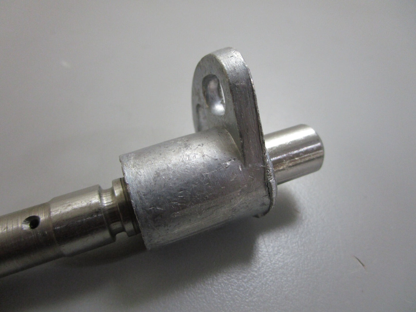 *NEW OEM* 0820 OMC Johnson Evinrude Adjustment Lever & Shaft 388655 0388655