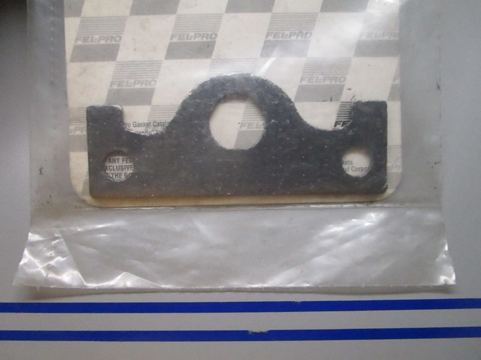 *NEW* 0810 Fel-Pro EGR Gasket 70766