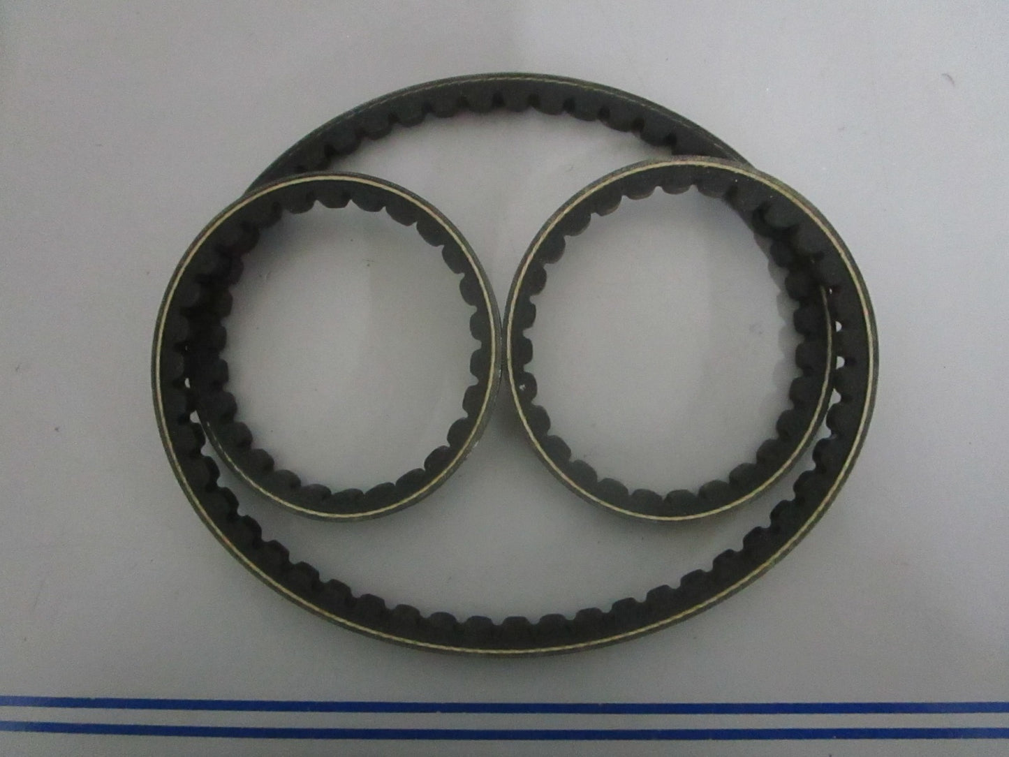 NEW OEM 968933 Volvo Penta V-Belt 0820