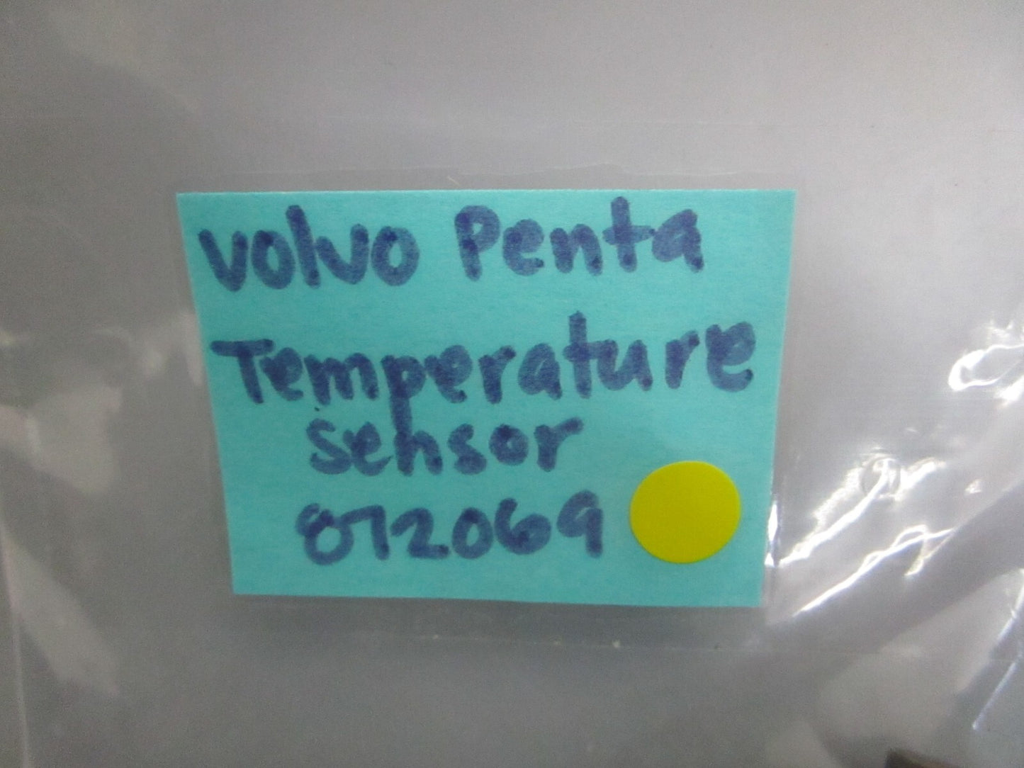 *NEW OEM* 0820 Volvo Penta Temperature Sensor 872069