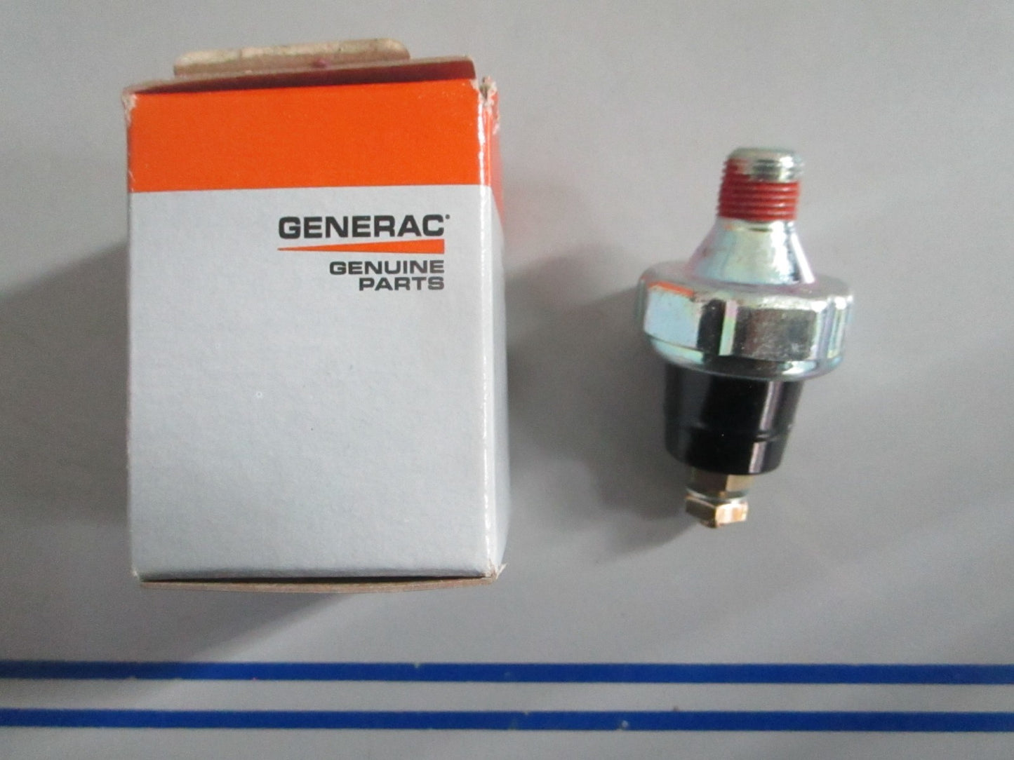 NEW OEM G099236 Generac 8PSI Oil Pressure Switch 0820