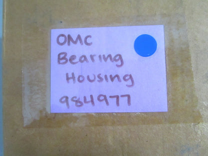 NEW OEM 984977 0984977 OMC Johnson Evinrude Bearing Housing 0820