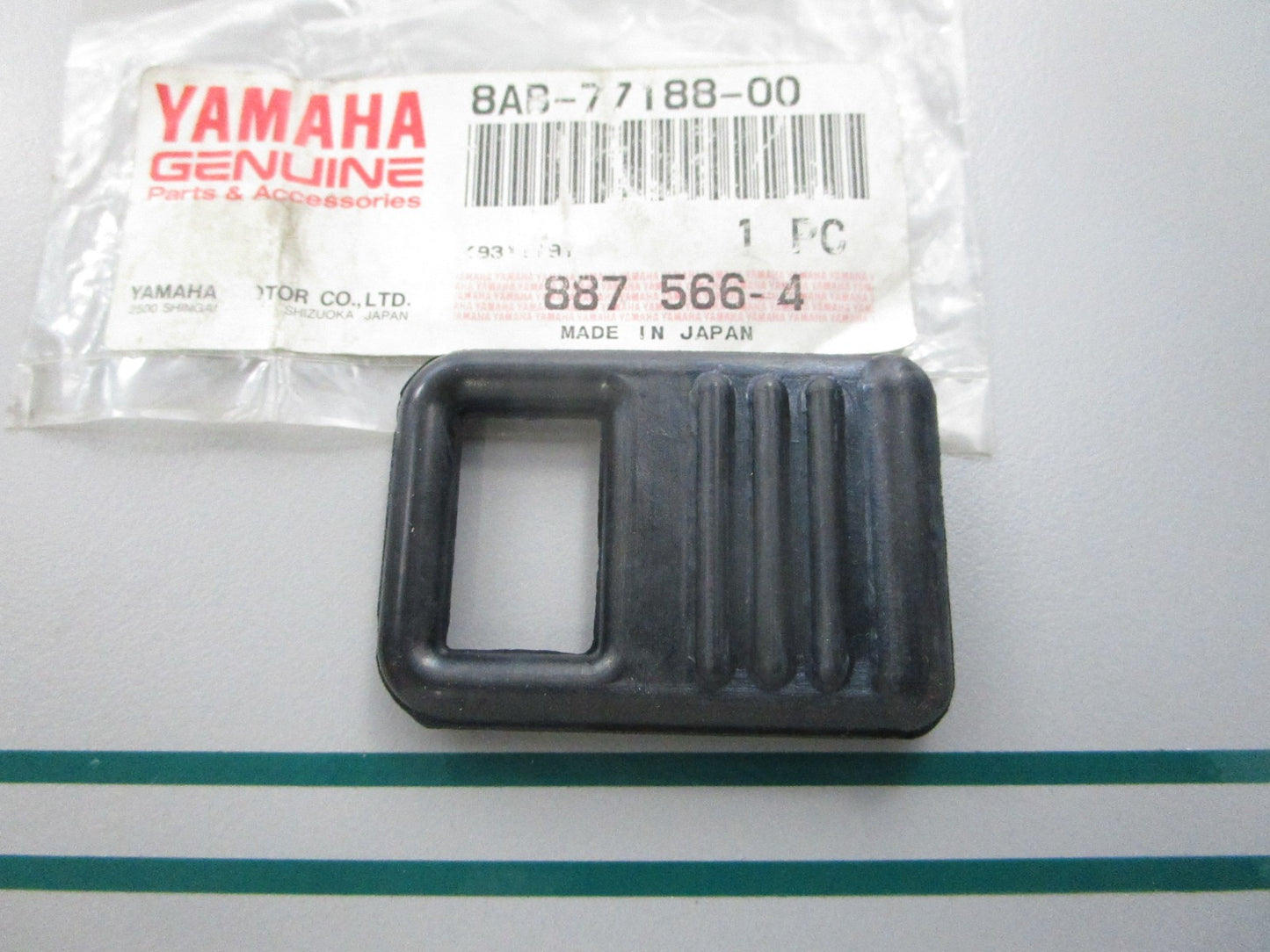 NEW OEM 8AB-77188-00-00 Yamaha Shroud Stopper 0810