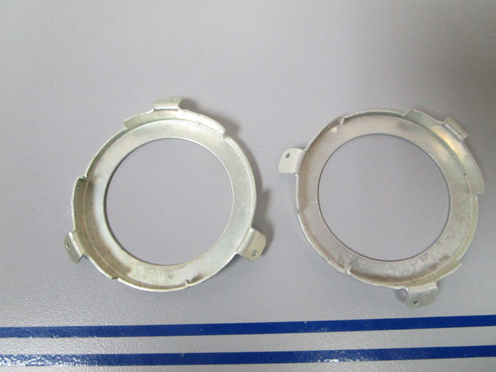 NEW OEM (LOT OF 2) 202114 0212114 OMC Johnson Evinrude Starter Cup 0810