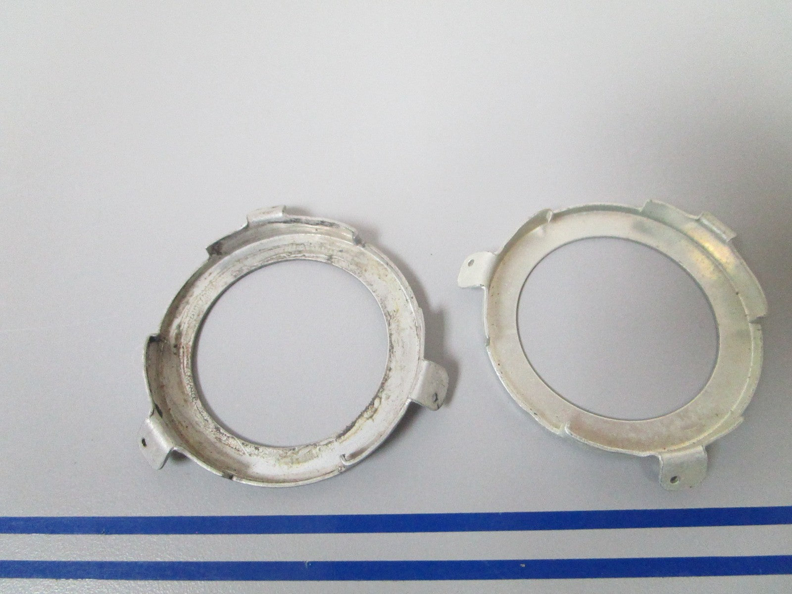 NEW OEM (LOT OF 2) 202114 0212114 OMC Johnson Evinrude Starter Cup 0810