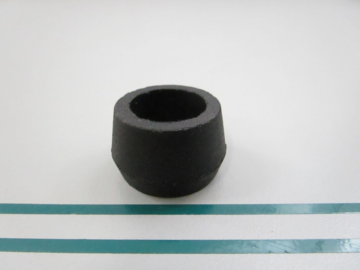NEW OEM 23-41675 1 Mercury Quicksilver Bushing 0810