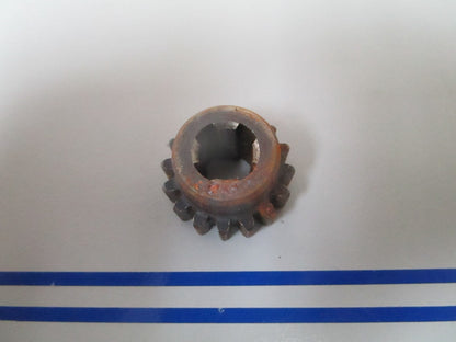 NEW OEM 313235 0313235 OMC Johnson Evinrude Gear 0810