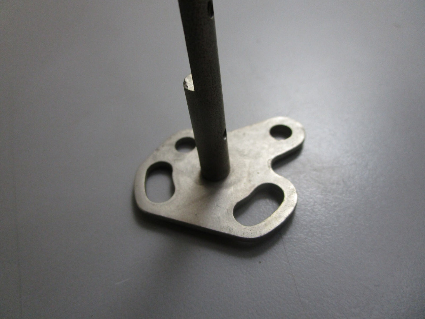 *NEW OEM* 0820 OMC Johnson Evinrude Throttle Shaft 387301 0387301