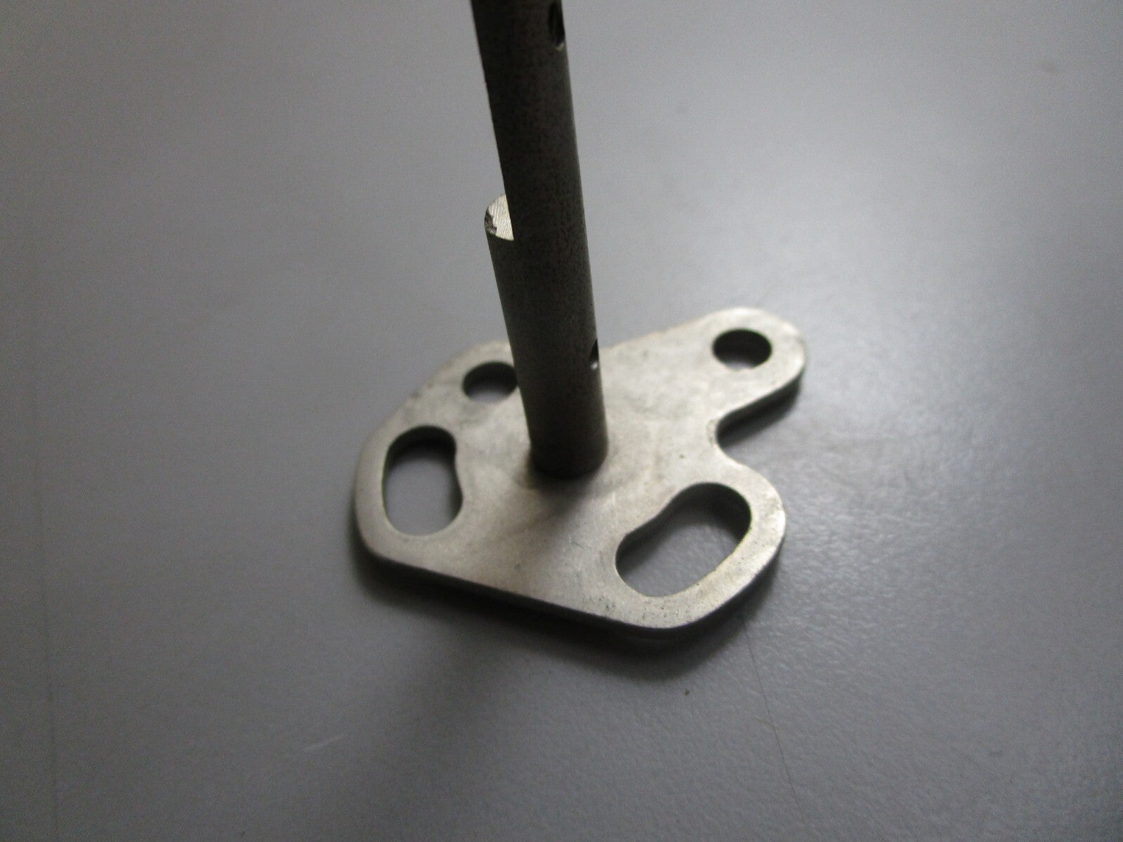 *NEW OEM* 0820 OMC Johnson Evinrude Throttle Shaft 387301 0387301