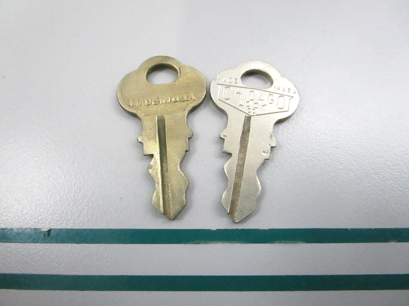 NEW OEM (LOT OF 3) 501533 0501533 OMC Johnson Evinrude KF18 Ignition Key 0810