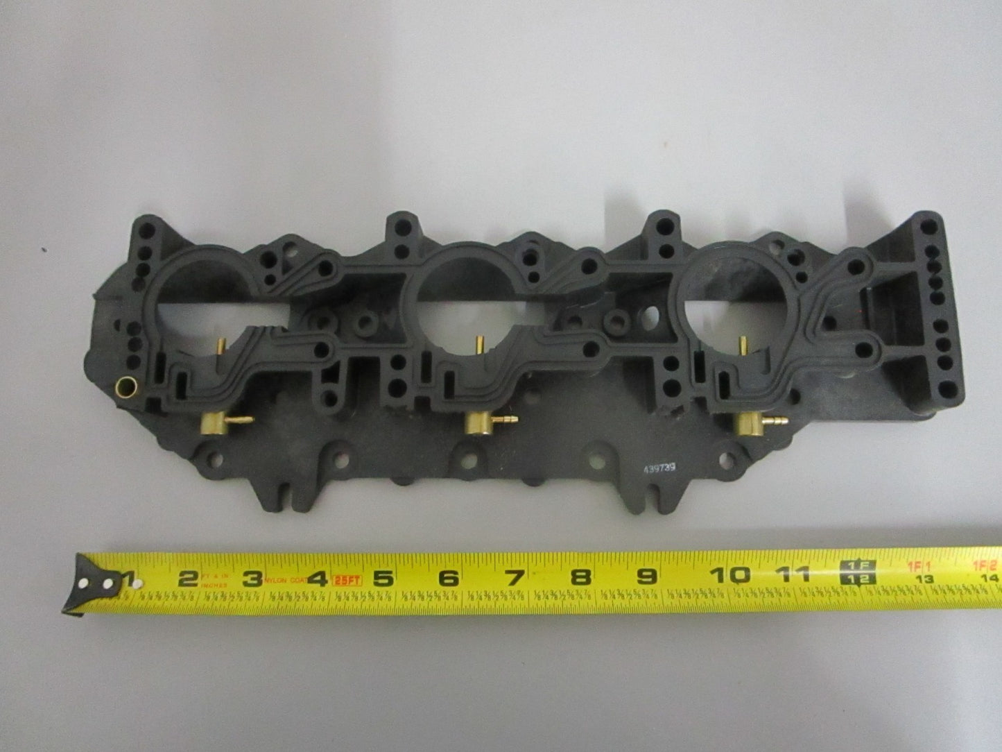 NEW OEM 439740 0439740 OMC Johnson Evinrude Intake Manifold Assy 0820