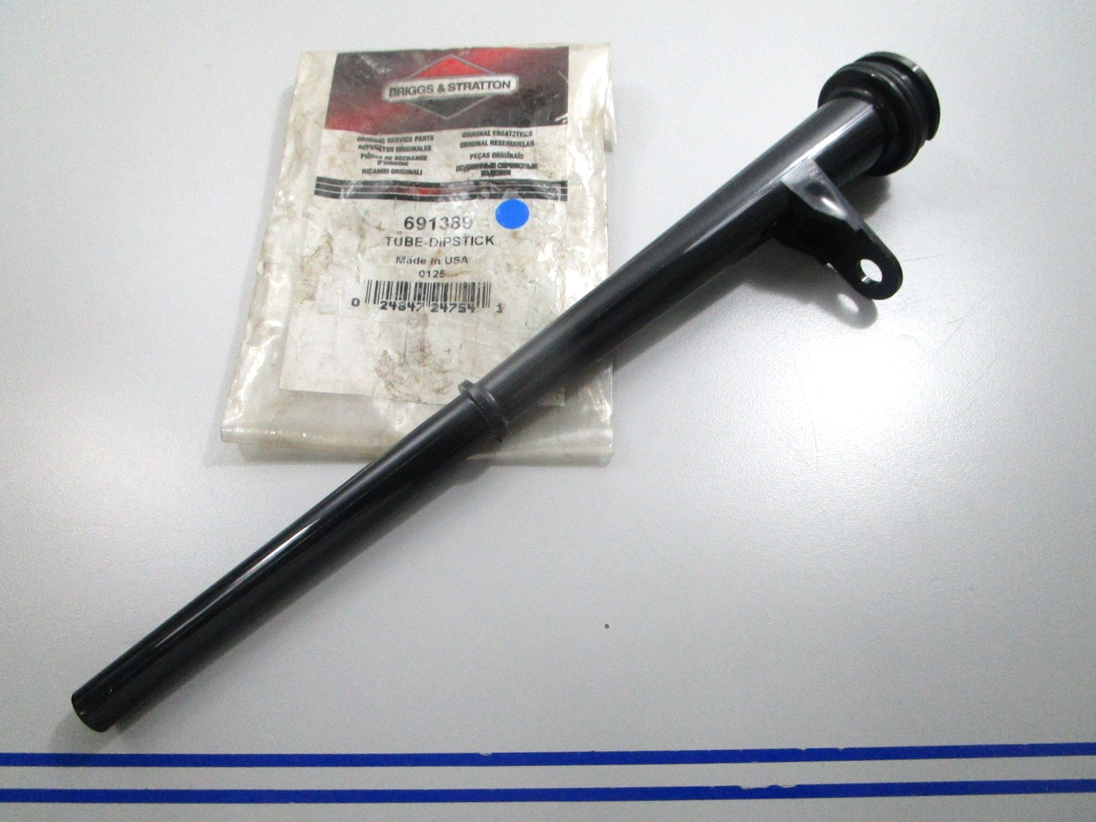 *NEW OEM* 0810 Briggs & Stratton Dipstick Tube 691389