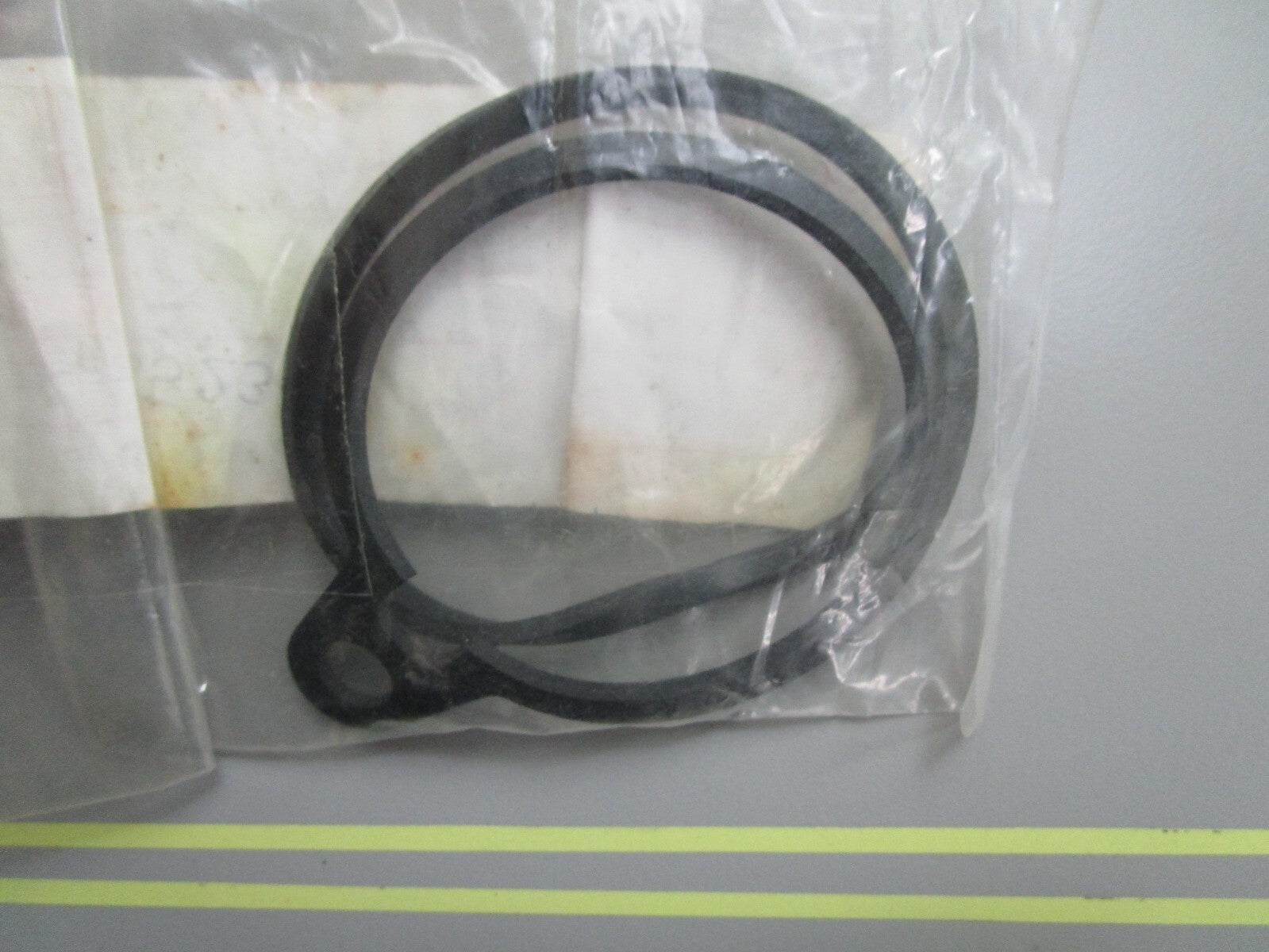 *NEW OEM* 0810 Volvo Penta Gasket 3852317