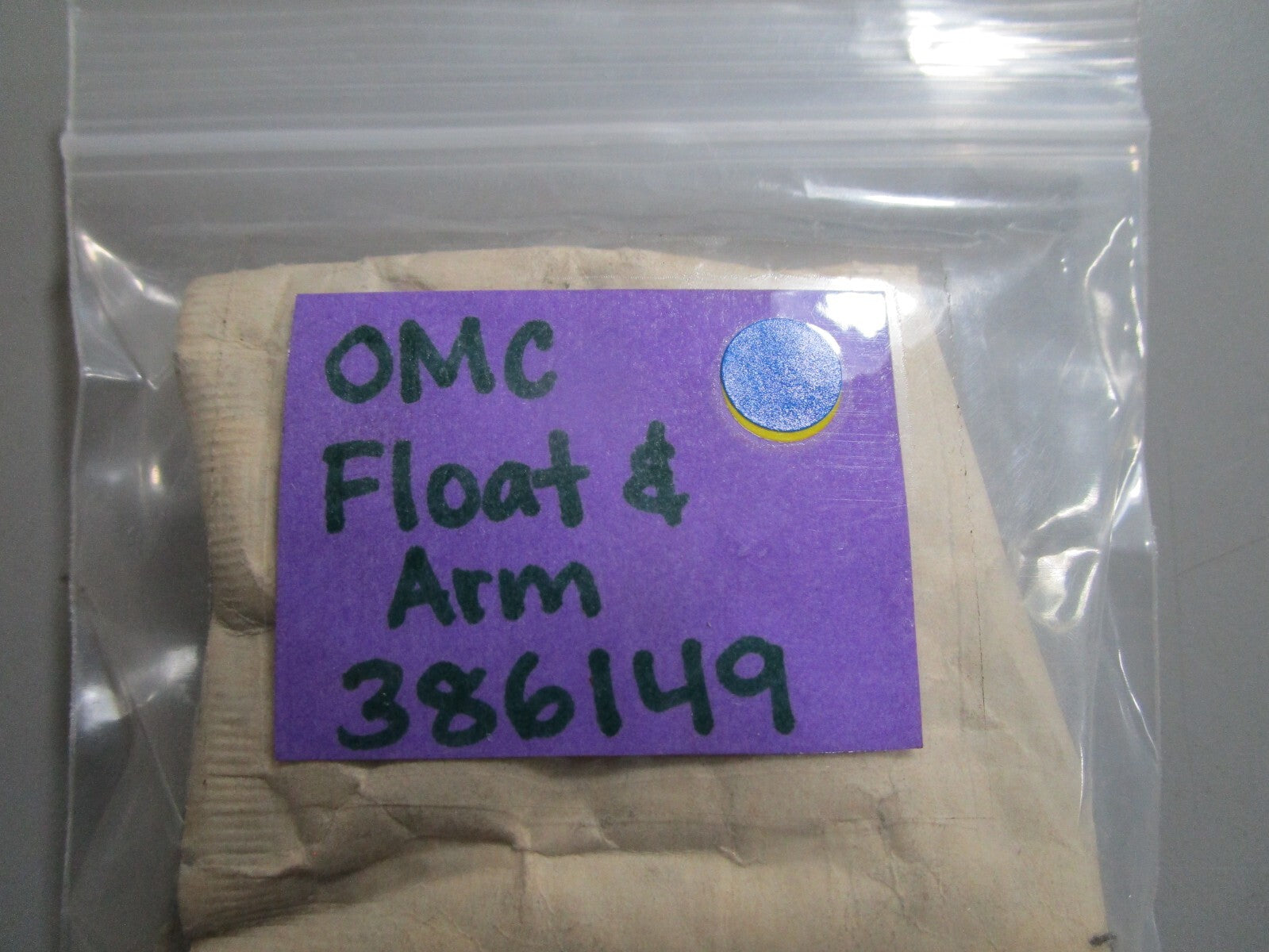 *NEW OEM* 0810 OMC Johnson Evinrude Float & Arm 386149 0386149