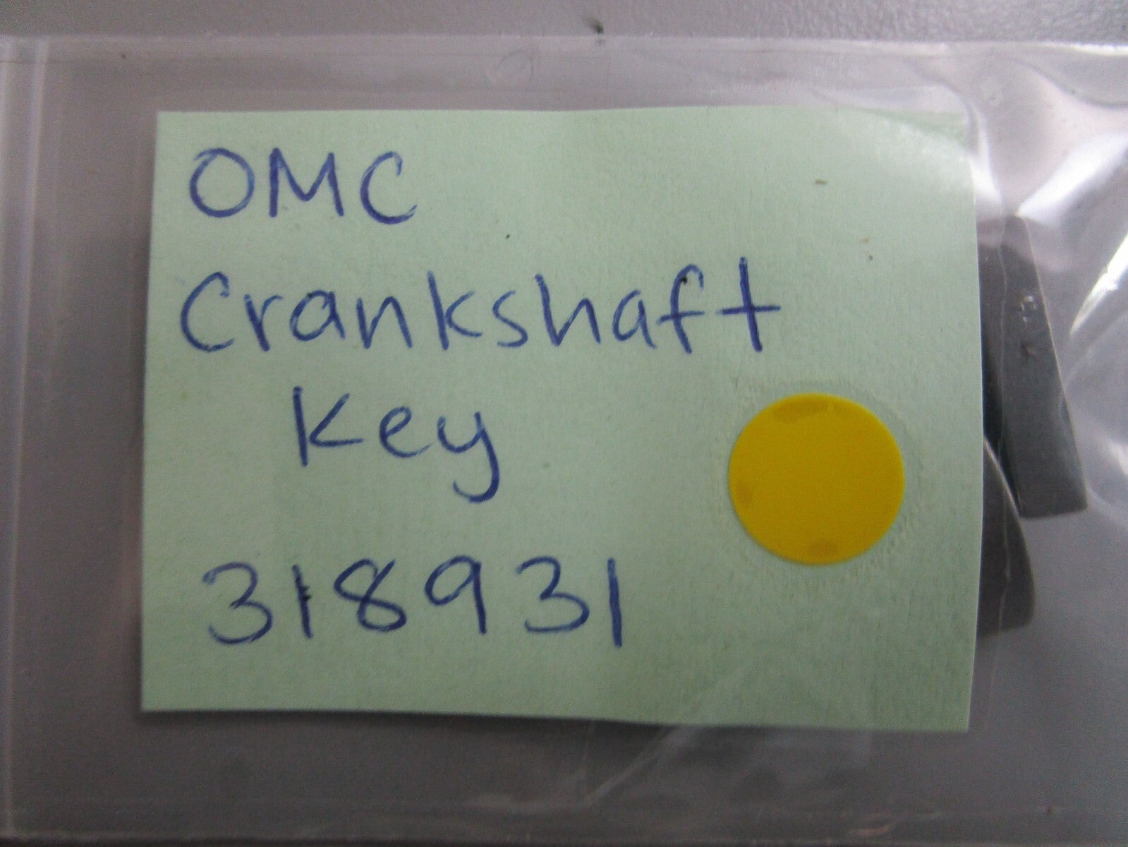 *NEW OEM* (LOT OF 2) 0770 OMC Johnson Evinrude Crankshaft Key 318931 0318931