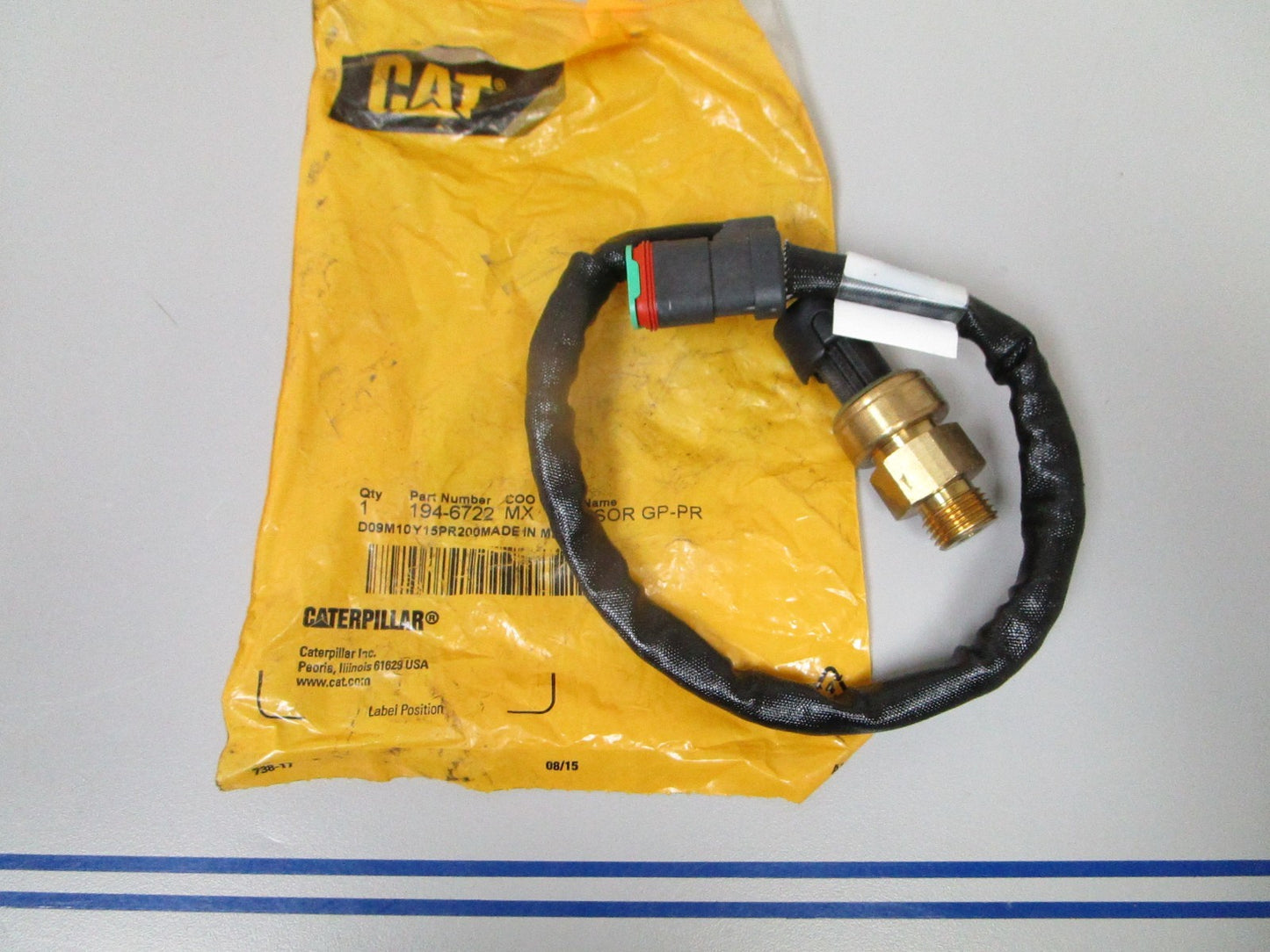 NEW OEM 194-6722 CAT Caterpillar Pressure Sensor 0720