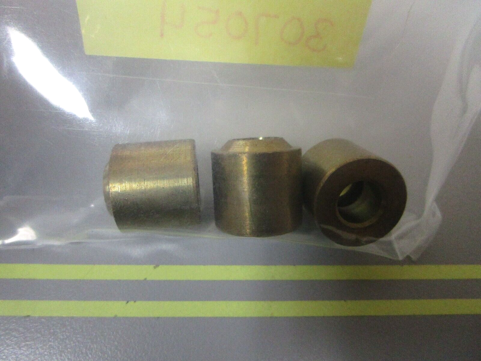 *NEW OEM* (LOT OF 3) 0810 OMC Johnson Evinrude Shift Rod Bushing 307054 0307054