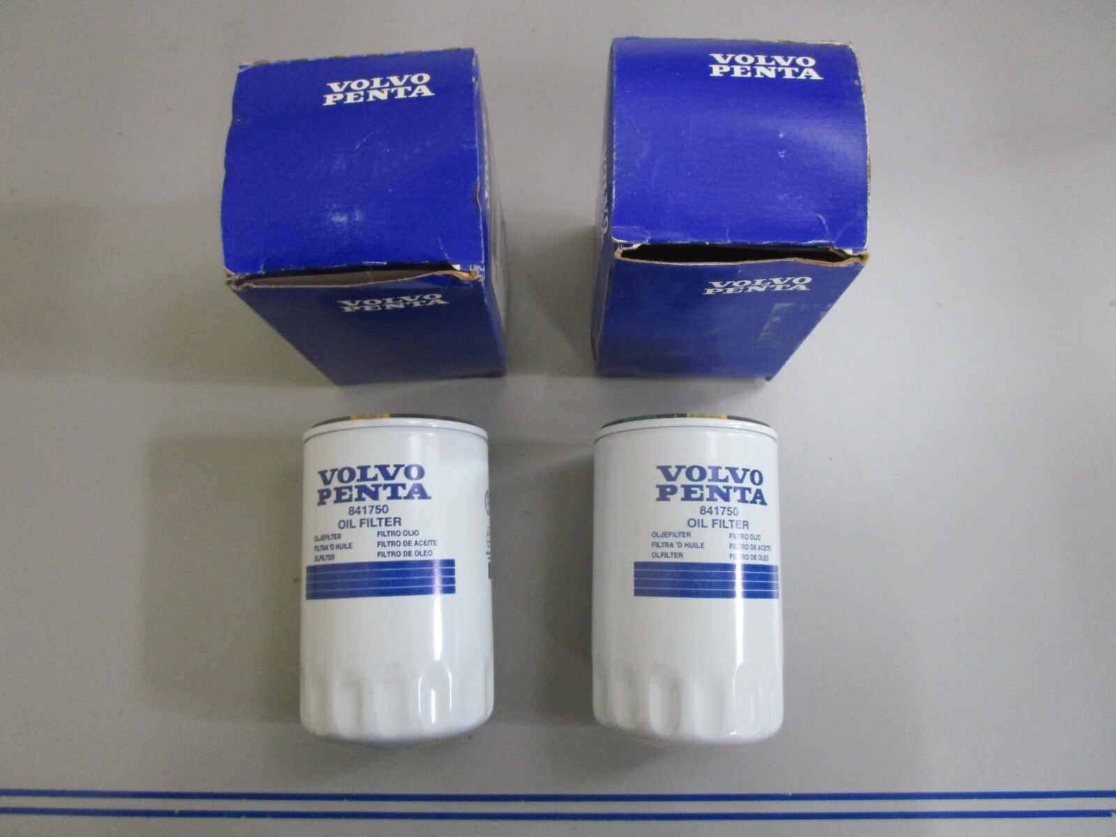 *NEW OEM* (LOT OF 2) 0820 Volvo Penta Oil Filter 841750