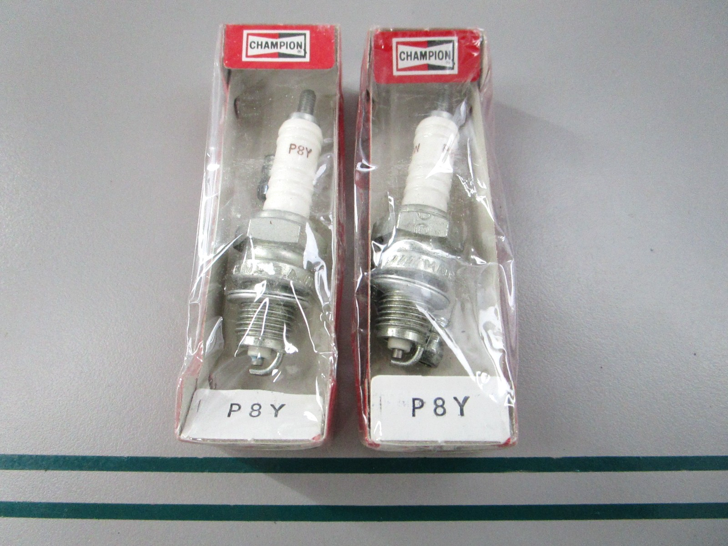 NEW (LOT OF 2) P8Y Champion Spark Plug 0810
