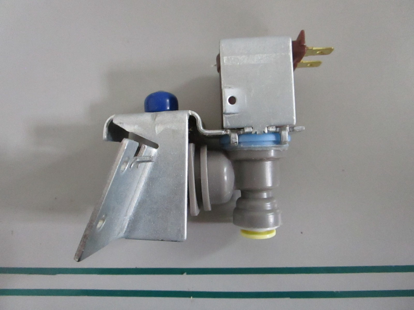 Whirlpool NEW OEM Refrigerator Water Inlet Valve W11766865 NOS Genuine 0820