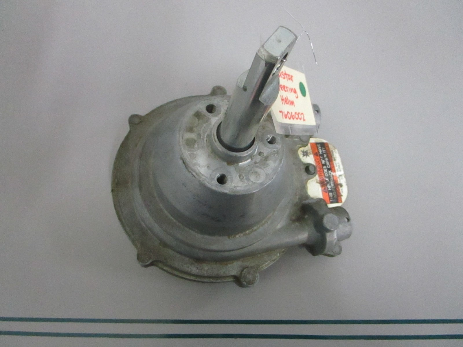 NEW OEM 7606002 Seastar Steeing Helm 0820