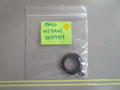 *NEW OEM* 0810 OMC Johnson Evinrude Oil Seal 305987 0305987