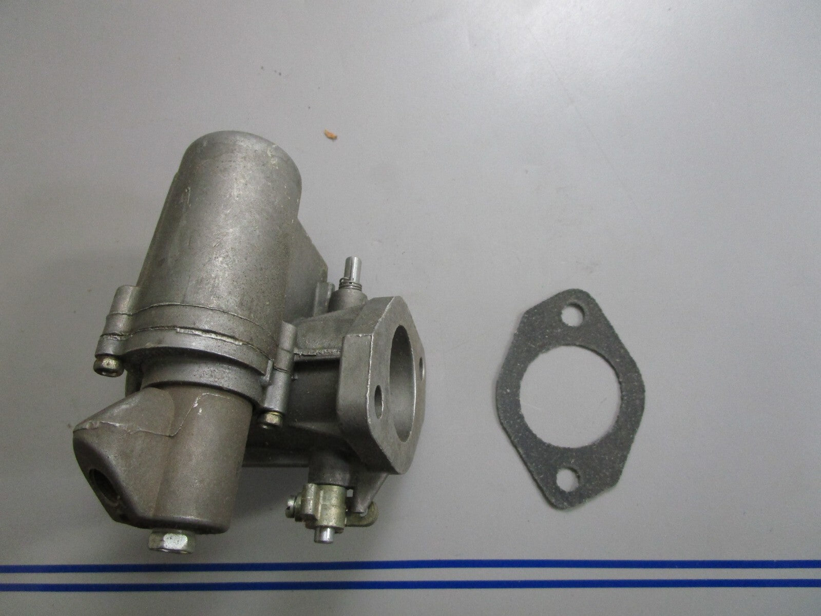 *NEW OEM* 0810 Mercury Quicksilver Carburetor 4440A1 1352-4440A1