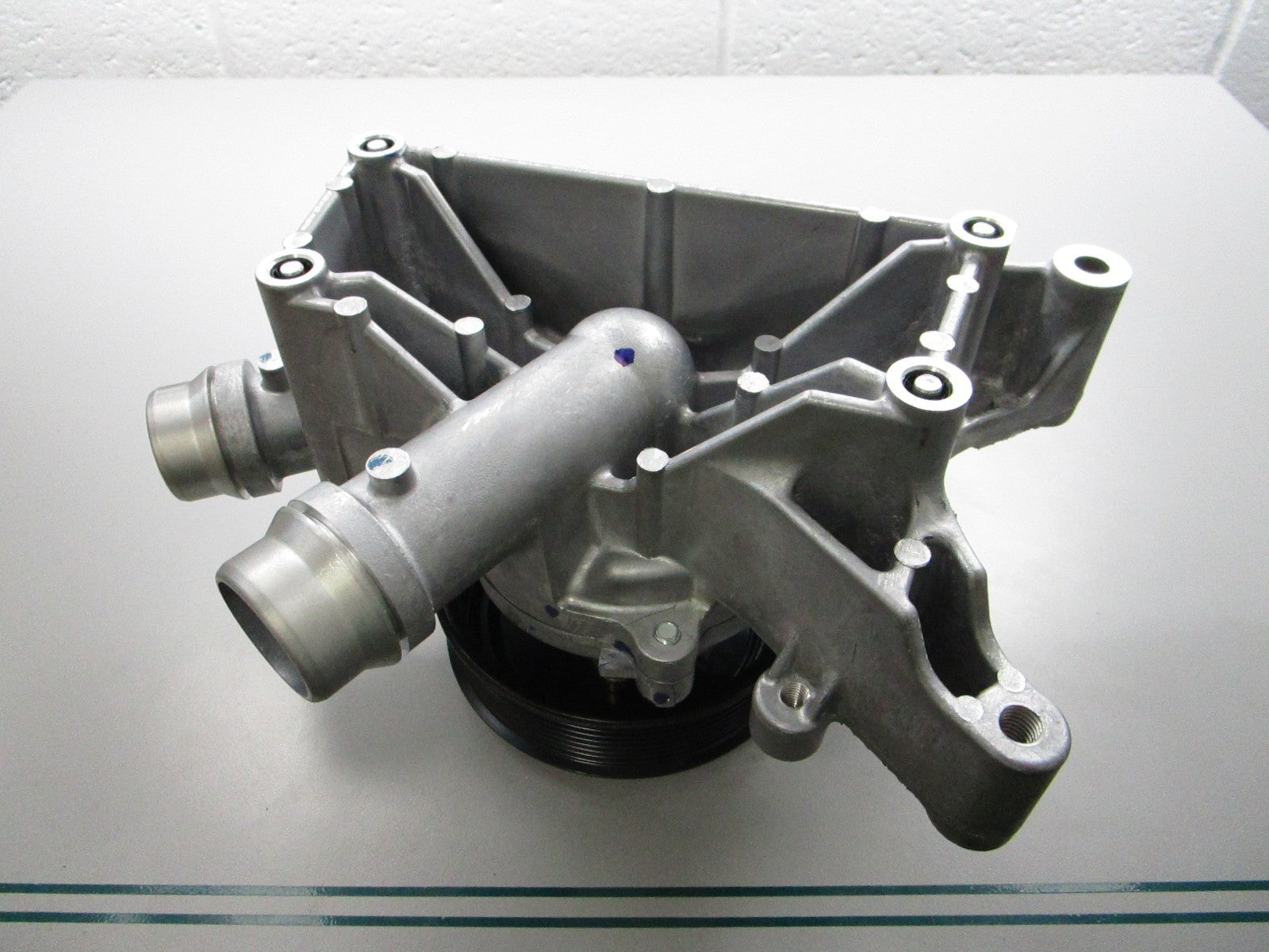 NEW OEM PW-503 BC3Z-8501-B For Motorcraft Water Pump 0820