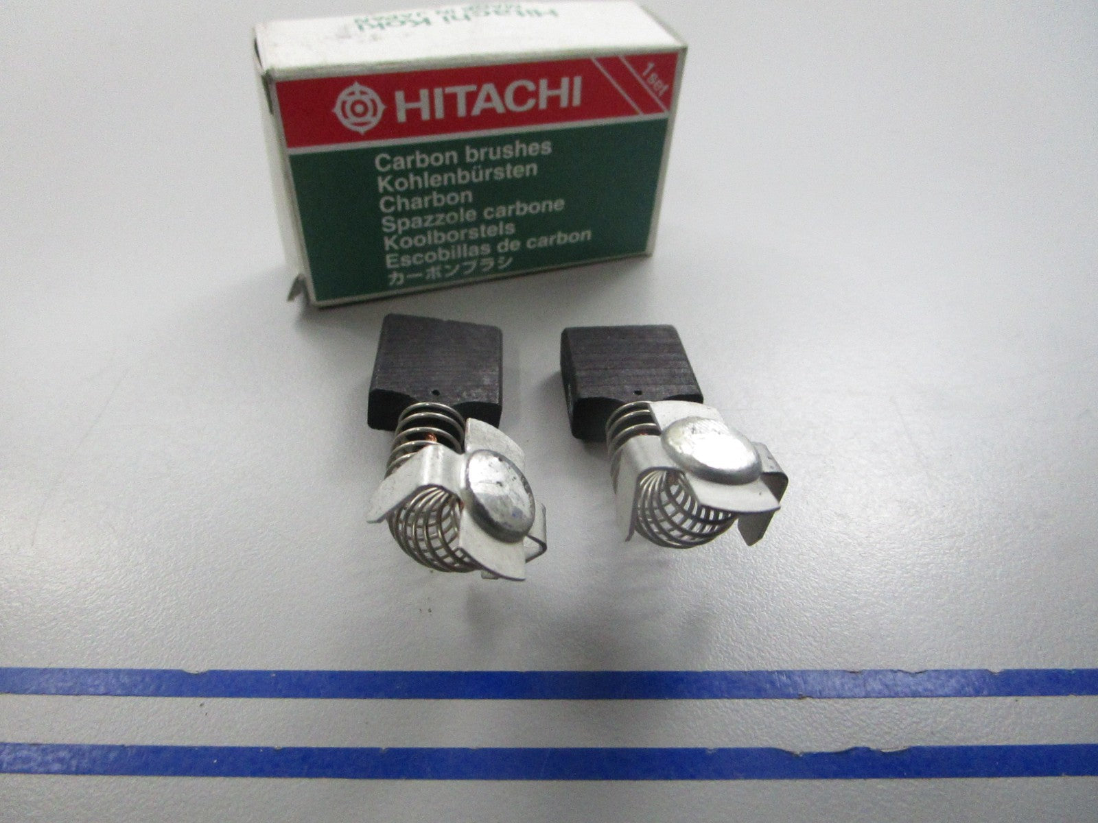 NEW OEM 999-086 Hitachi Carbon Brush Set 0810
