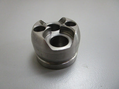 *NEW OEM* 0820 Volvo Penta Bearing Pivot 852705